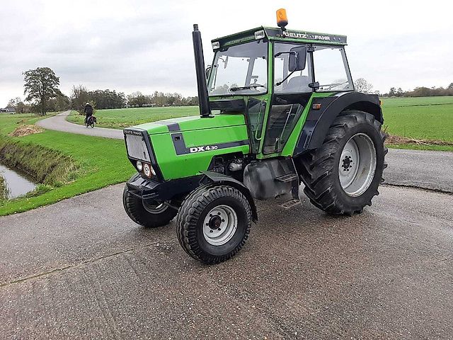 Deutz-Fahr DX 4.30