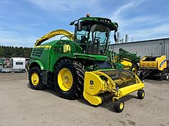 John Deere 8600