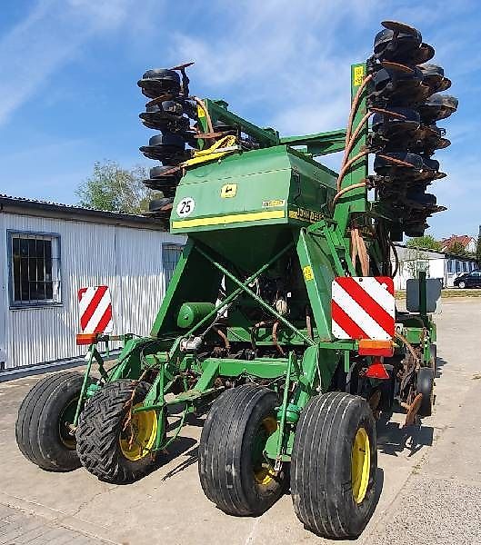 John Deere 750 A