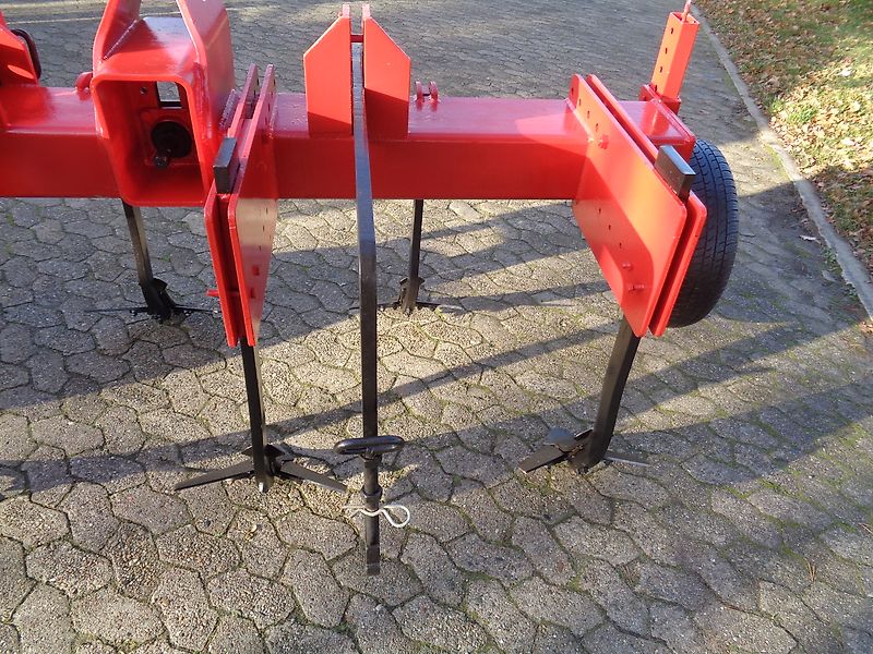 Heilers Heilers Durchtriebsgrubber 250 cm 6 Flügelschare 2 balkig Heckgrubber Kurzgrubber Frontgrubber Durchtriebsgrubber kein Horsch Lemken Amazone TL Becker Rau Rabe Kotte