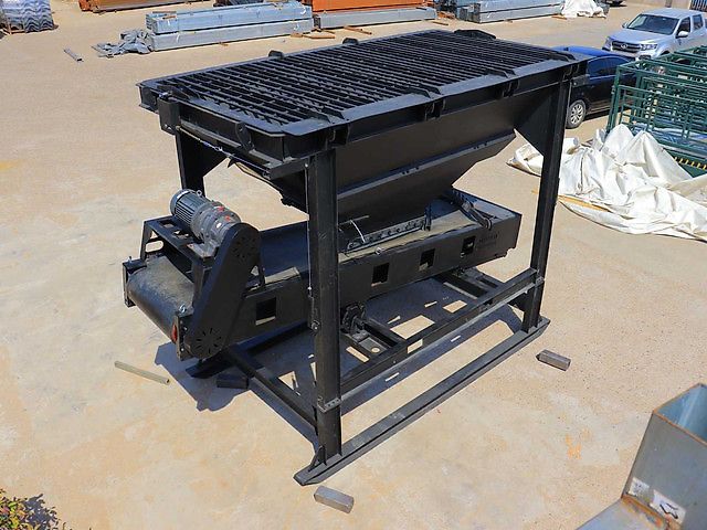 VGT Doseerbak met transportband