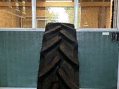 Petlas TA-110 340/85R36 132B