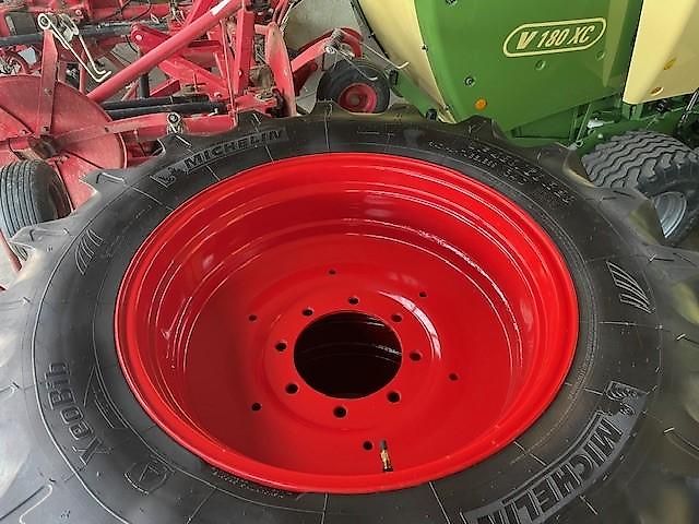 Michelin VF 480/60R28 + VF 600/60R38