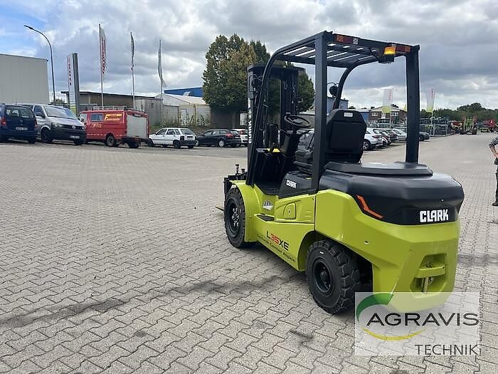 Clark L35XE