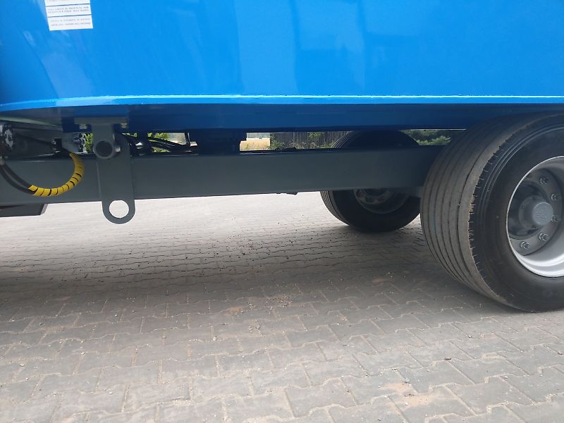 Zamet Futtermischwagen / Feed mixer / Melangeuse / Carro miscelatore / Кормораздатчик / Wóz paszowy 16 m3