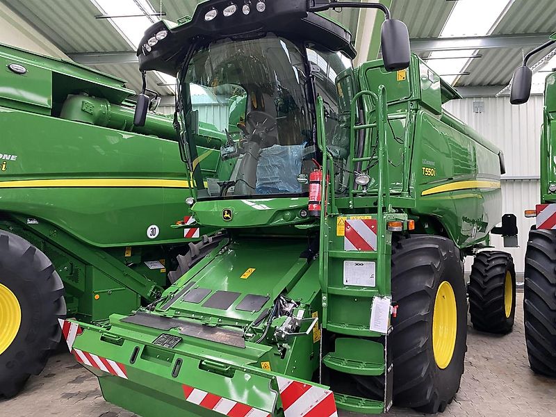 John Deere T550i