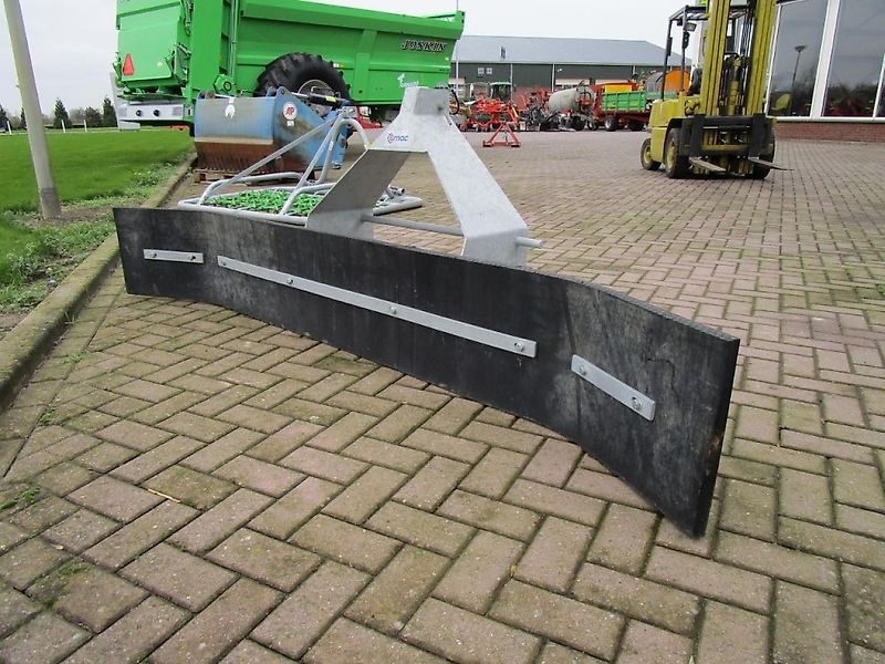 QMAC RUBBER SCHUIF
