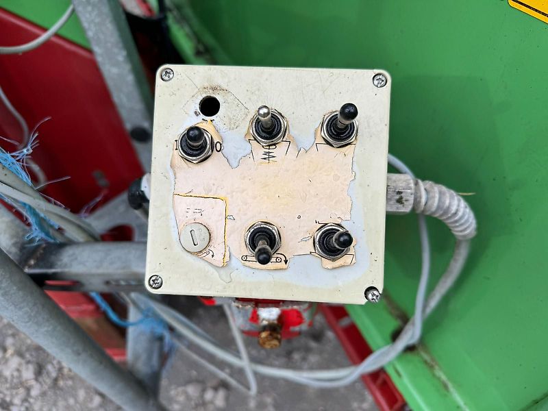 Strautmann Verti - Mix 1250