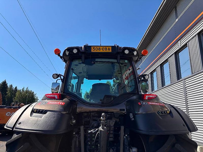 Valtra T 215 Versu