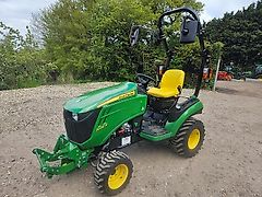 John Deere 1026R