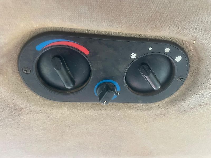 Case CASE JX 1090 U ä 1080 1070 Allradtraktor Frontlader Druckluft Klima EHR