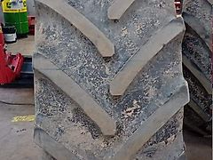 Michelin 650/75R38 Michelin Machxbib +/-26MM Gebruikt met hielschade vulkanisatie