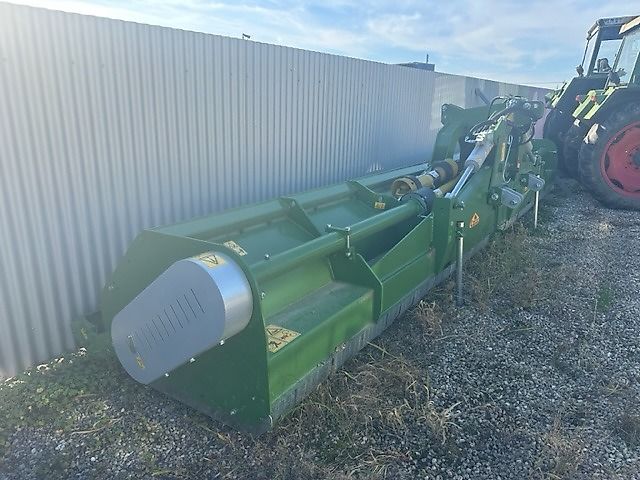 Celli Mulcher 6,44 m. spezial 8-Reihen Mais Scorpio/P