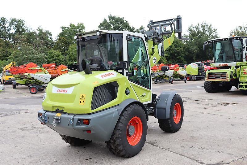 Claas TORION 530+PALLETENGABEL