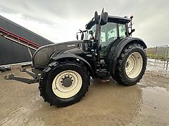 Valtra T203