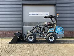 Giant G2700 HD X-TRA minishovel 2.7 T