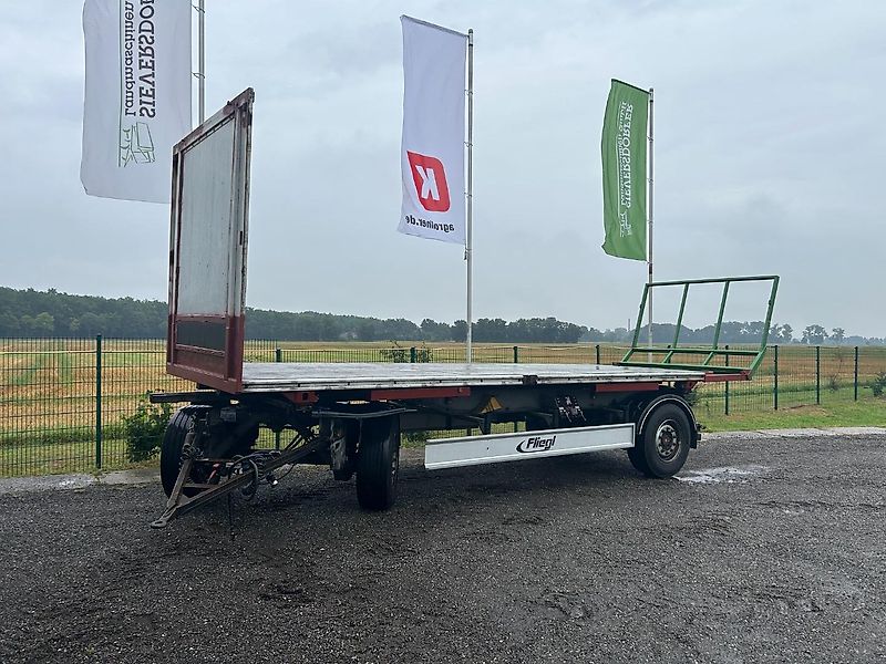 Fliegl Wechselbrücke zum Ballen fahren