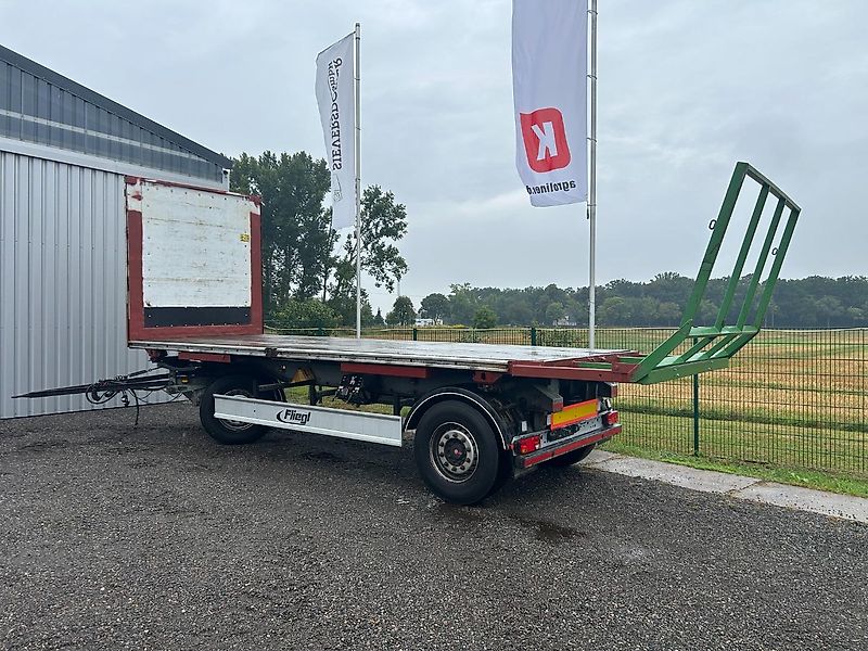 Fliegl Wechselbrücke zum Ballen fahren