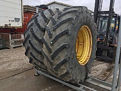 Pirelli 650/85R38 TM900