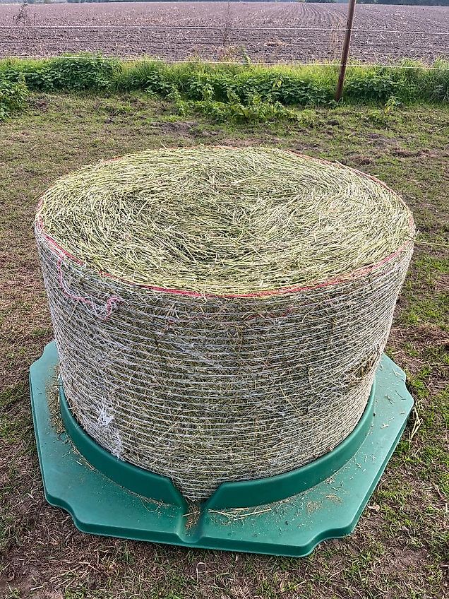 Cosnet RPE KA Futterraufe aus Kunststoff für 1,25 Meter Rundballen