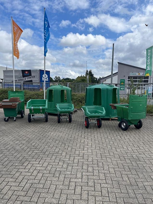 Cosnet RPE KA Futterraufe aus Kunststoff für 1,25 Meter Rundballen