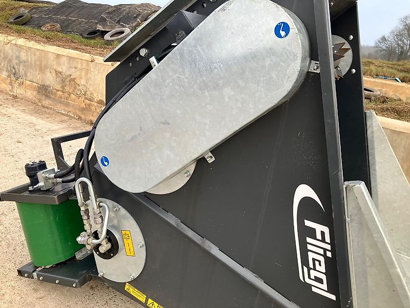 Fliegl Einsteuschauffel Profi