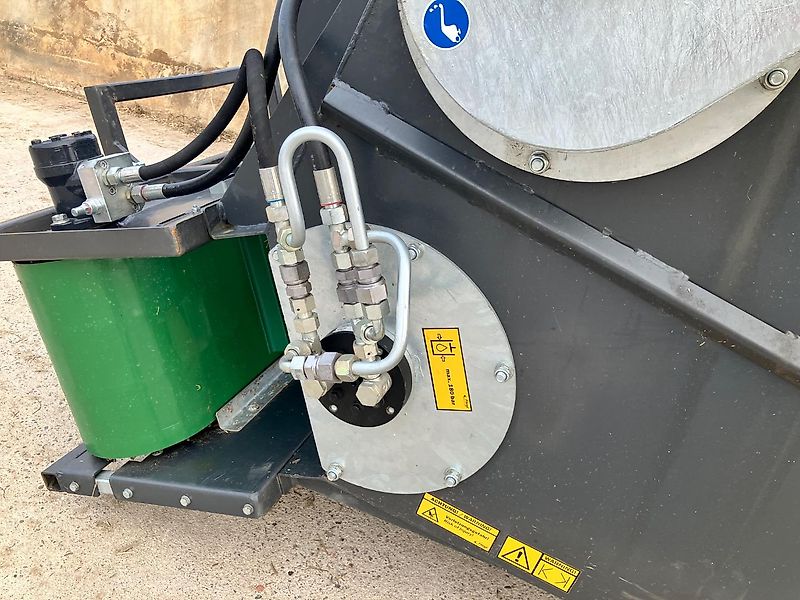 Fliegl Einsteuschauffel Profi