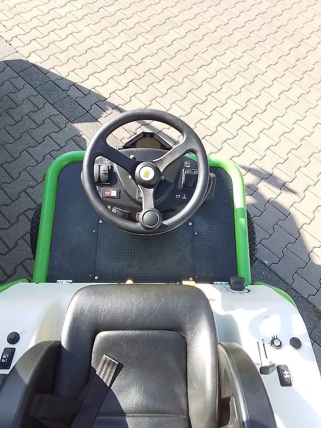 Etesia Hydro 124D