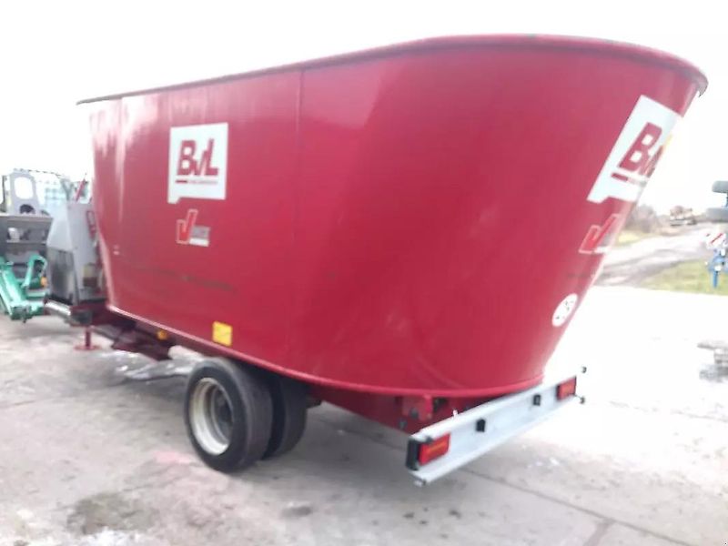 BvL V-Mix Plus 13-2 S Futtermischwagen