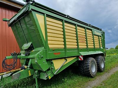 Krone ZU VERMIETEN  TX 460
