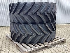 Fendt 2X KOMPLETTRÄDER BKT 800/70 R42