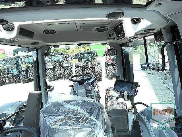 Valtra T 234 Direct mit Rüfa