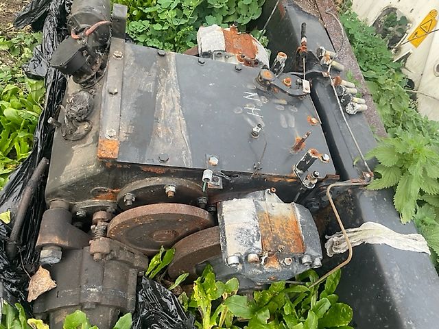 New Holland CR , New holland CX skrzynia biegów [CZĘŚCI] zacisk hamulca (Części zamienne)