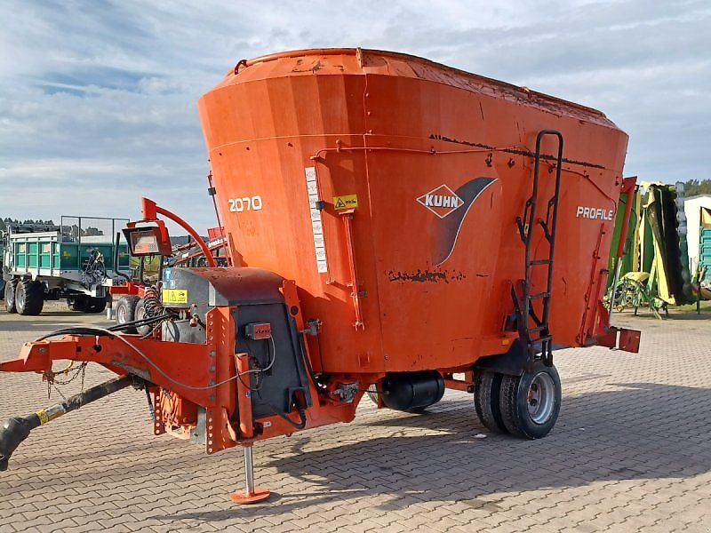 Kuhn Profile 2070