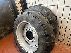 Case 11,2-24 8 Loch 275/220