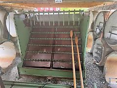 Silo med matebord og vifter