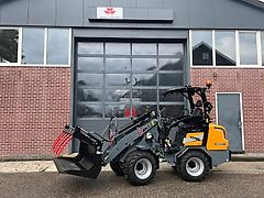 Giant G2300 HD