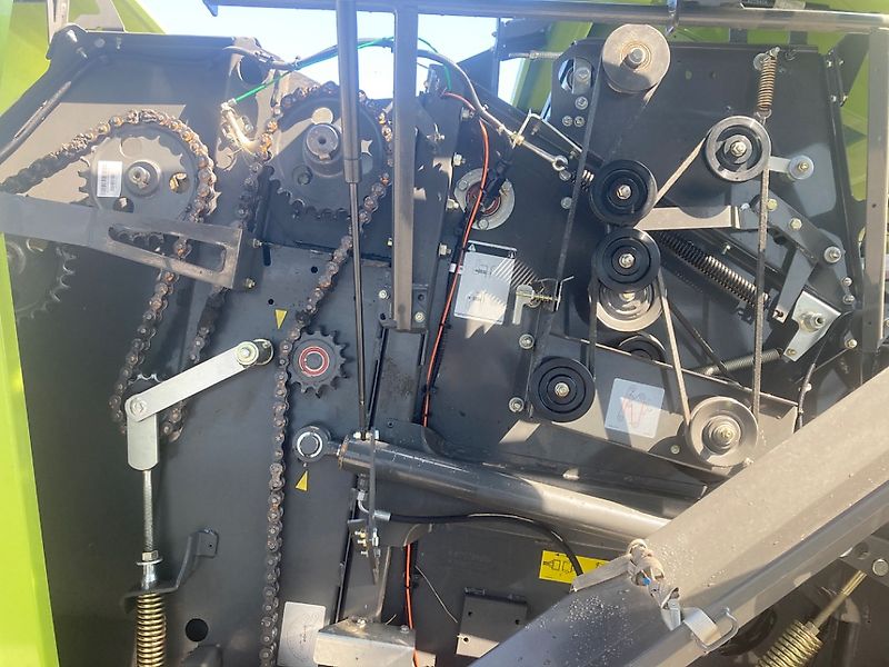 Claas ROLLANT 520 RC