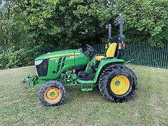 John Deere 3046R ROPS