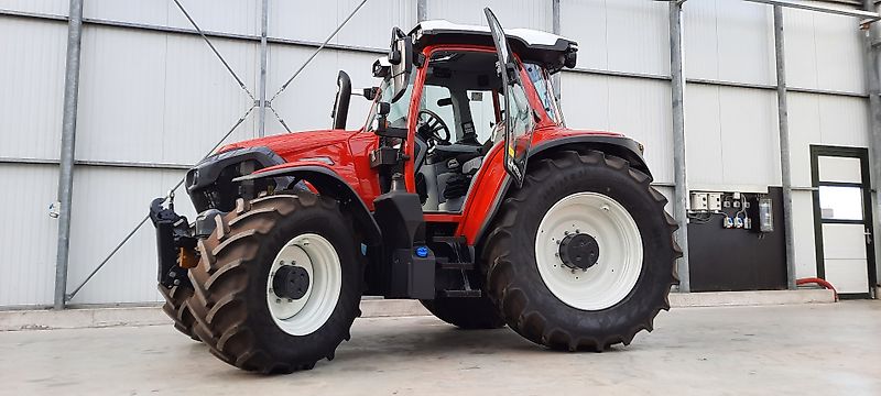 Lindner Traktoren Lintrac 130 (Demo machine)