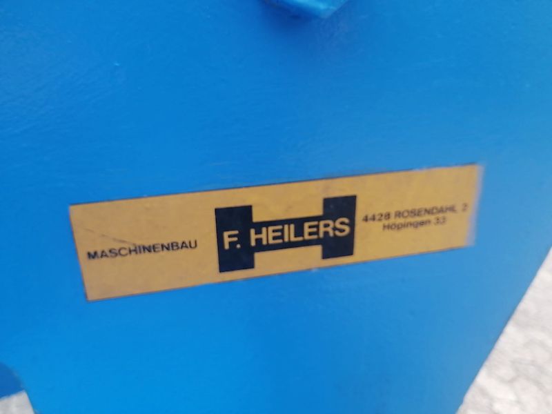 Heilers Frontgrubber 250cm Ideal zur Gülleeinarbeitung 6 Flügelstile mit 420mm breite bis zu 850mm Arbeitstiefe möglich Frontanbau Heckanbau Gummistützräder 600mm über Lochschiene Tiefeneinstellung Flügelschargrubber
