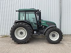 Valtra A 93