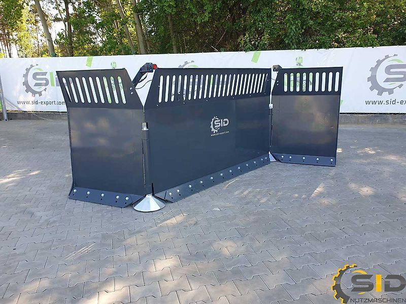 SID Mais-Flachschieber Schiebeschild Siloschield/Hydraulically foldable maize shield