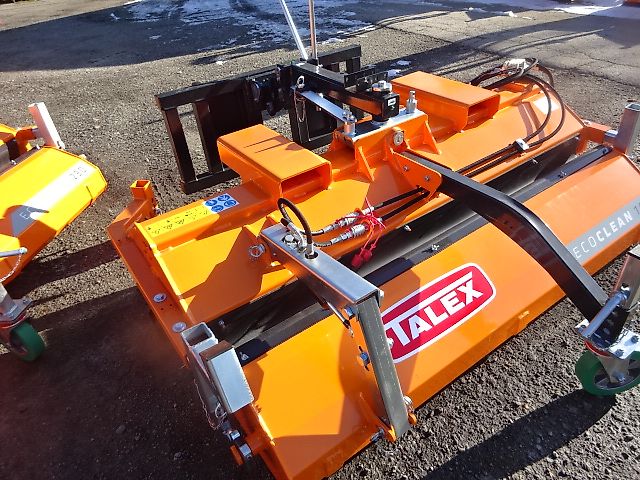 TALEX Eco Clean 1800 - Kehrmaschine -1,8 Meter - Anbau an Weidemann - verschiedene Ausstattungen möglich