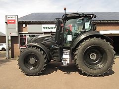 Valtra T175