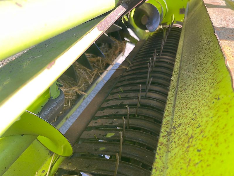 Claas Quadrant 2200 Rotofeed Baler