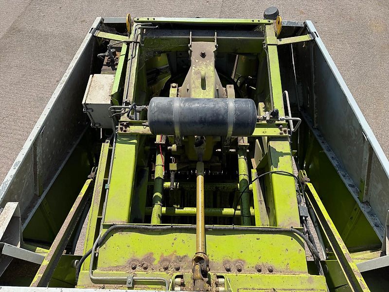 Claas Quadrant 2200 Rotofeed Baler