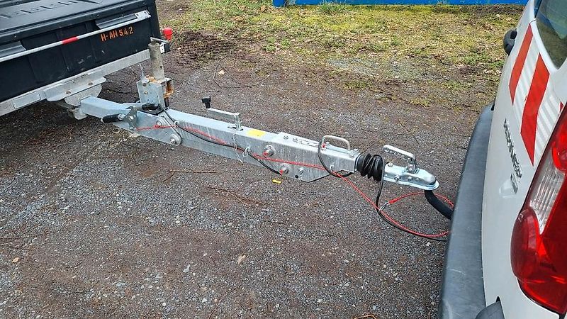 Nissen LED Absperrtafel ABIS Dora Fat Fahrbare Verkehrsleittafel Verkehrsleitanhänger Verkehrssicherungsanhänger Leitanhänger Sperrwand