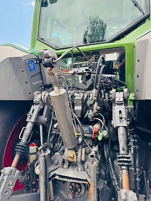 Fendt 828 VARIO PROFI PLUS