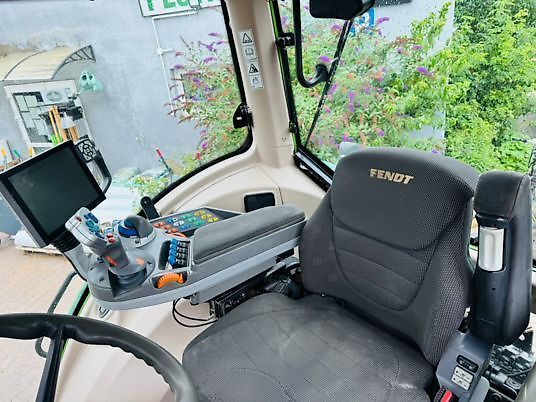 Fendt 828 VARIO PROFI PLUS